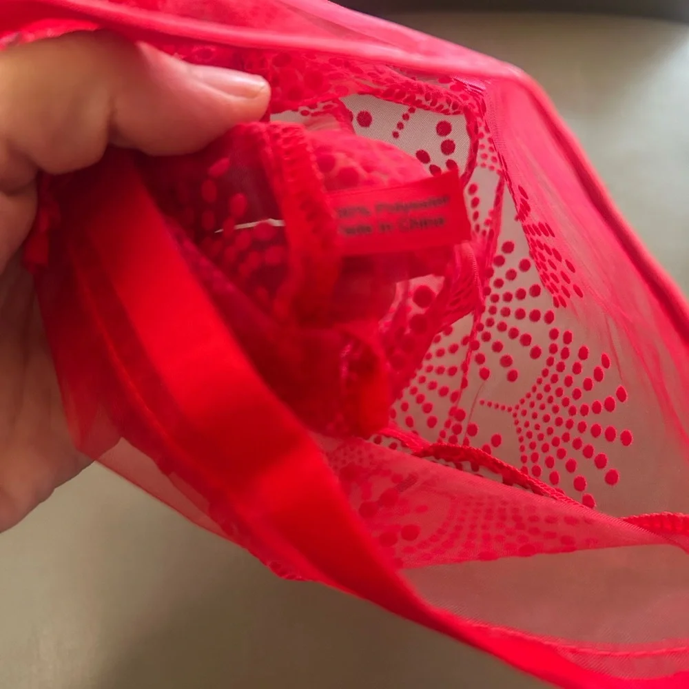MAC Cosmetics Red Lace Cosmetic Bag